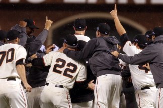 Giants Defeat Cardinals in Final Showdown