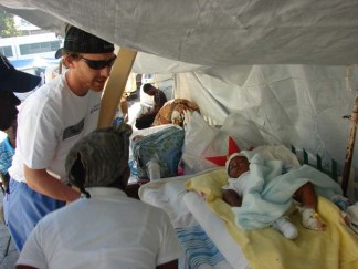 Stanford Doctors in Haiti