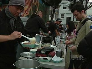 Foodies Celebrate 365 Days of Food Carts