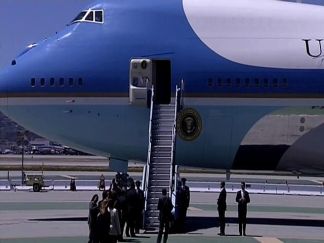Raw Video: President Barack Obama Lands in SF