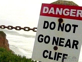 Crumbling Cliff Threatens Pacifica Apartments