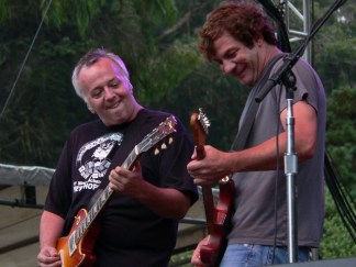 Ween Rocks Out for 25th Birthday