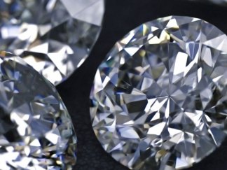 MJ's Hair Turning Into Diamonds