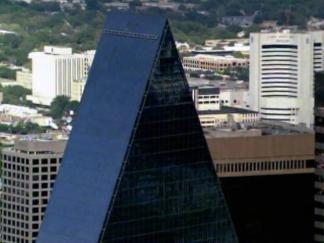 Man Accused of Trying to Bomb Dallas Skyscraper