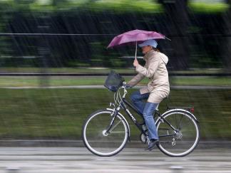 Tuesday Rain - Warmer Weekend: Rob Mayeda's forecast
