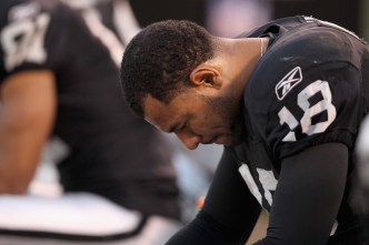 With Door to Playoffs Open, Raiders Stumble and Fall