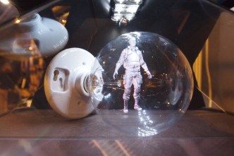 This Could Be What Your First Holographic TV Looks Like
