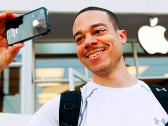 App Developer Turns iPhone Pics Into Cash