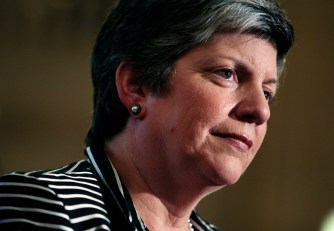 U.S. to House Illegal Immigrants in Converted Hotels