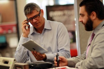 Wireless: Verizon Tops, AT&T in Last Place