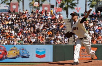 Bumgarner Brilliant, Giants Hit and Beat Cubs