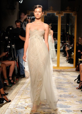 Stunning Strapless Evening Looks