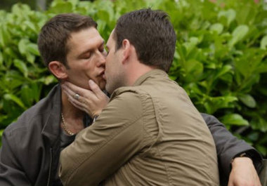 Facebook Sorry for Pulling Gay Kiss Pic