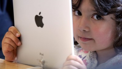 iPad Sales Suffer from Amazon's Kindle Fire