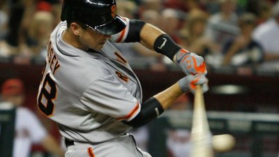 Posey Takes Batting Title Lead, McCutchen Hurt