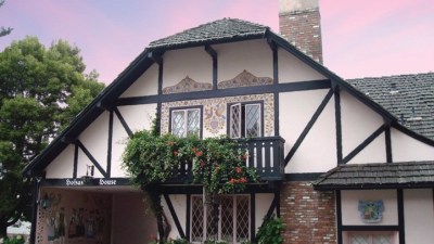 Wine and Cheese Days at Hofsas House