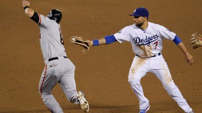 James Loney Punked the Giants Tuesday
