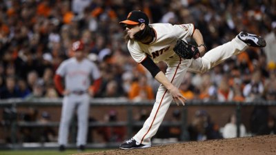 Vogelsong, Not Lincecum, Starts Game 3