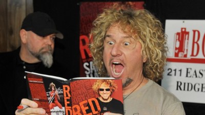 Sammy Hagar's National Anthem at Ring Ceremony Was ... Interesting