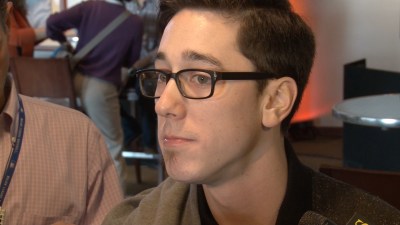 Tim Lincecum Gets a Haircut