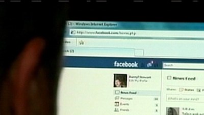 Woman Breaks Into Home to Use Facebook, Pee on Couch