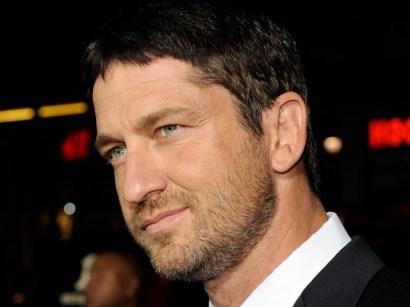 Enough of the romantic comedies – Gerard Butler is going back to war.