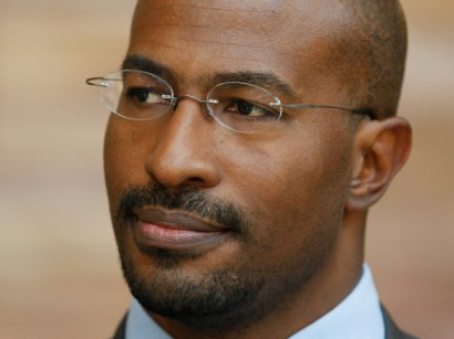 Van Jones accepts award Van Jones accepts award