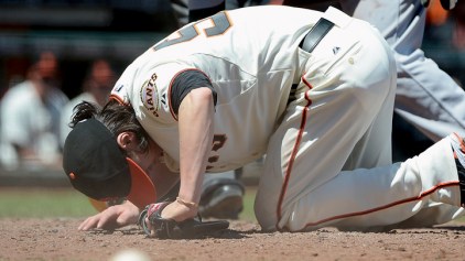 Lincecum, Giants Take It on the Chin