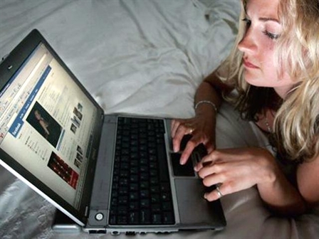 Facebook is Now All About the Hook-Up
