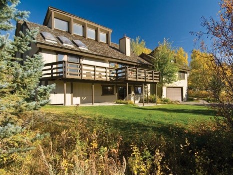 Sweet Home: $2.785M For A Mountainside Getaway