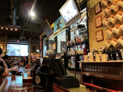 Tonight: Benefit For Injured Giants Fan