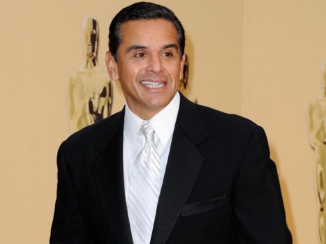 Villaraigosa's Revisit of Prop 13
