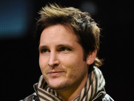 Facinelli: Dual Doctors on "Jackie" and "Twilight"