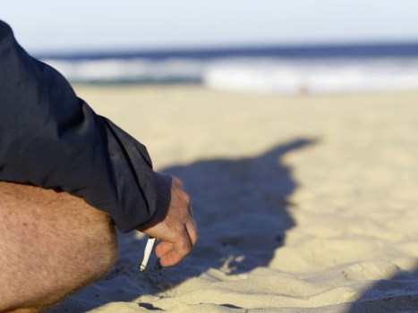 State Mulls Snuffing out Smoking Parks, Beaches