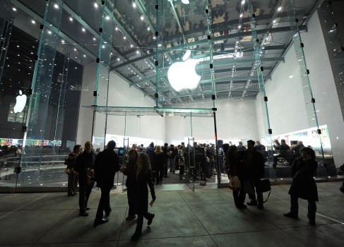 Apple and Google to Buy Kodak Patents 