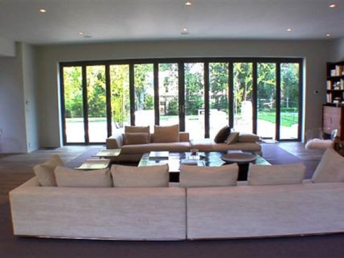 http://media.nbcbayarea.com/images/OHNY1089DESIGNERLIVINGMARSILVER_640x480.jpg