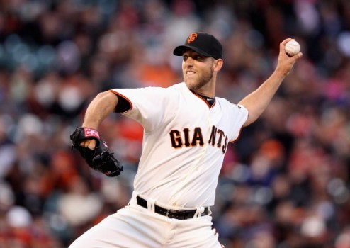 Bumgarner Helps Giants Even Series With Phillies