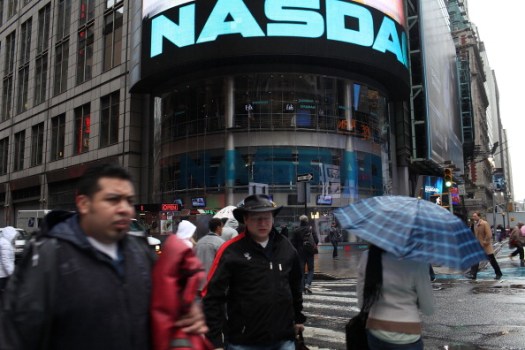 Nasdaq 'Corrects' Apple's Influence