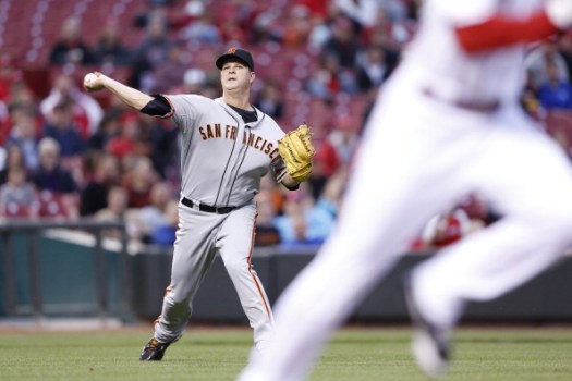 Giants Fall to Reds, 9-2