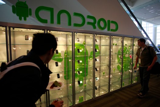Chinese Android Ad Mocks Steve Jobs Death