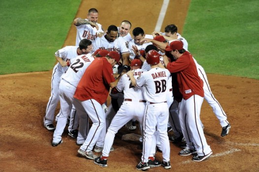 Giants Lose in Extras