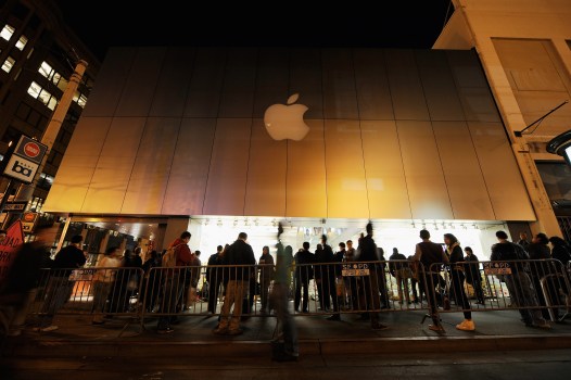 Apple Store Workers Worth $278 Per Hour
