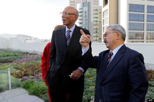 Detroit Mayor Makes Good on Bet, Visits SF