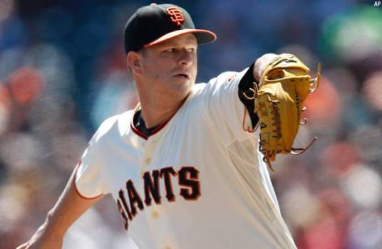Giants Can't Hold Lead, Fall to Astros in 11