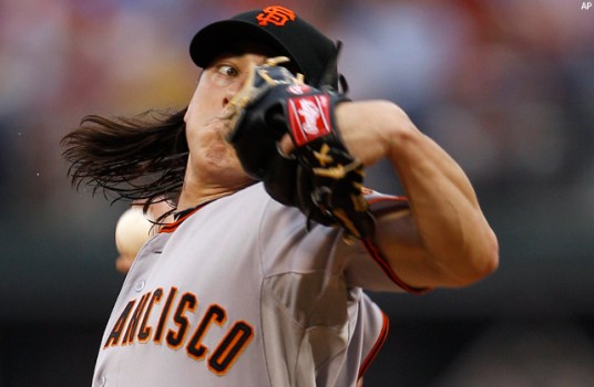 Lincecum Leads Giants to 4-1 Win