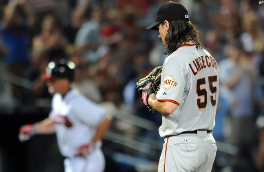 Giants Lose to Braves Behind Lincecum