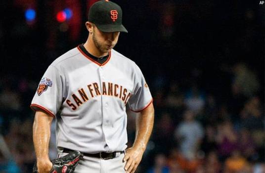 Astros Make it Hurt; Giant Fall in Houston 7-5
