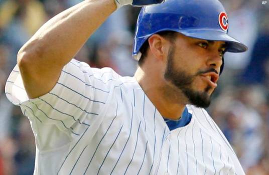 Cubs Stun Giants in 13th, Win 5-2