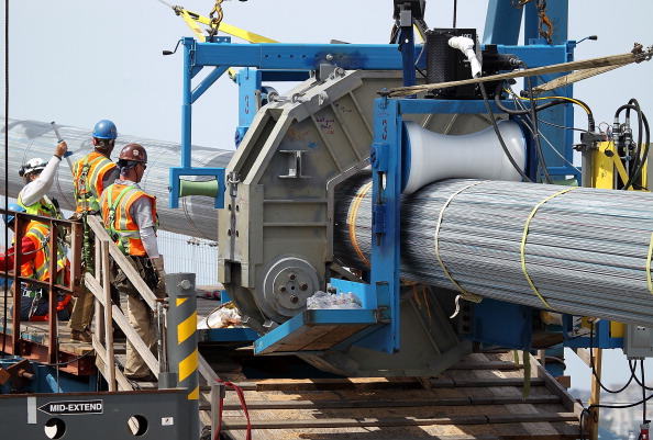 Installing the Main Cable of the Bay Bridge