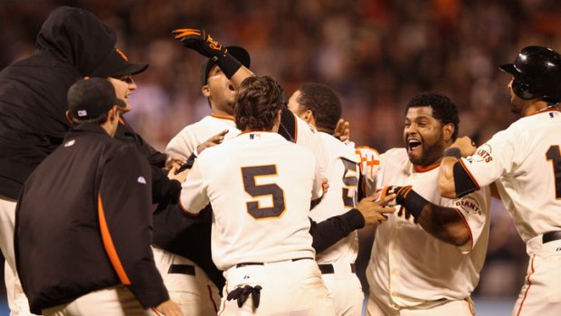 Giants Win Pitching Duel in 11th Inning